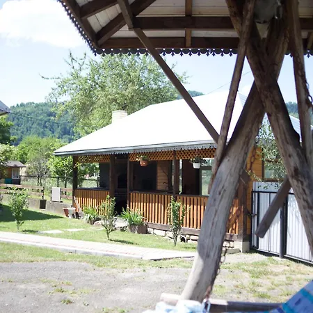 карпат Guest house Roztoky (Ivano-Frankivsk)