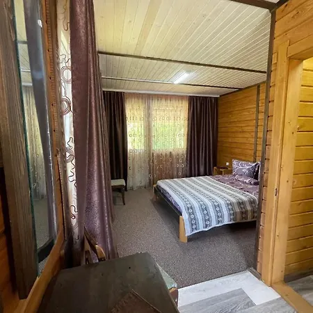 карпат Guest house Roztoky (Ivano-Frankivsk)