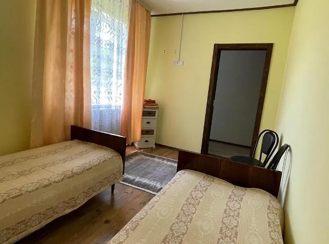 карпат Guest house Roztoky (Ivano-Frankivsk)
