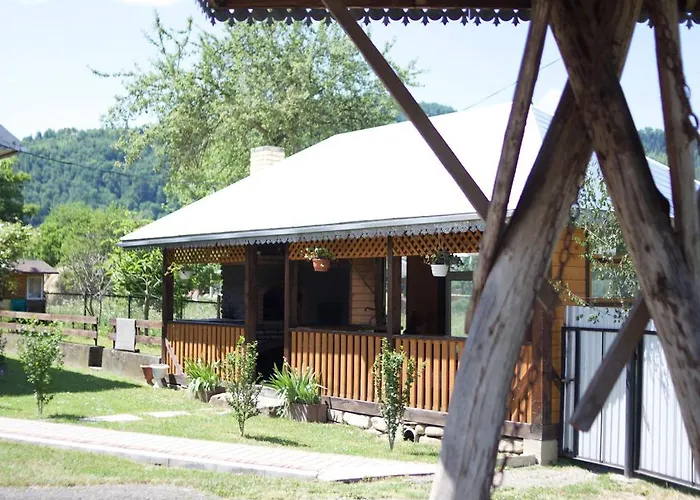 карпат Guest house Roztoky (Ivano-Frankivsk)