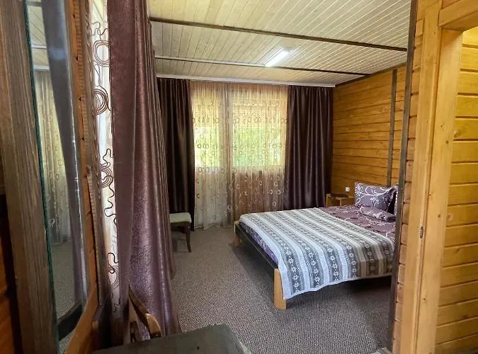карпат Guest house Roztoky (Ivano-Frankivsk)