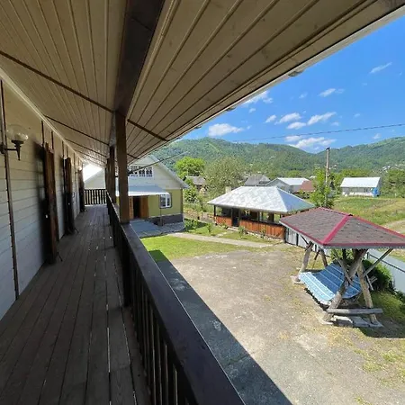 Vendégház карпат Roztoki